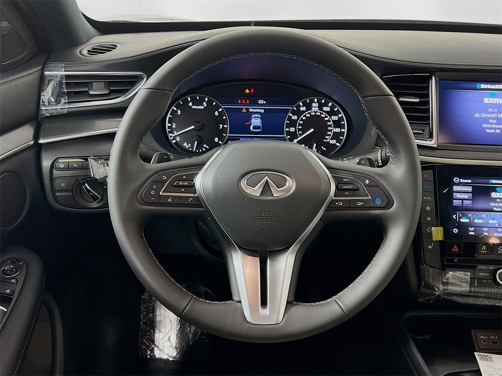 2025 Infiniti QX55 Luxe photo 9