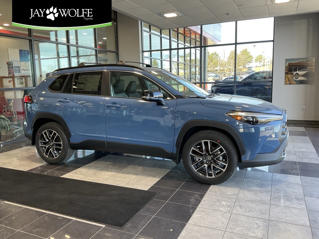 2026 Toyota Corolla Cross XLE's photo