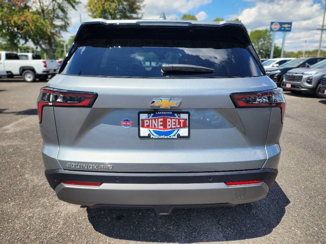 2026 Chevrolet Equinox LT photo 8