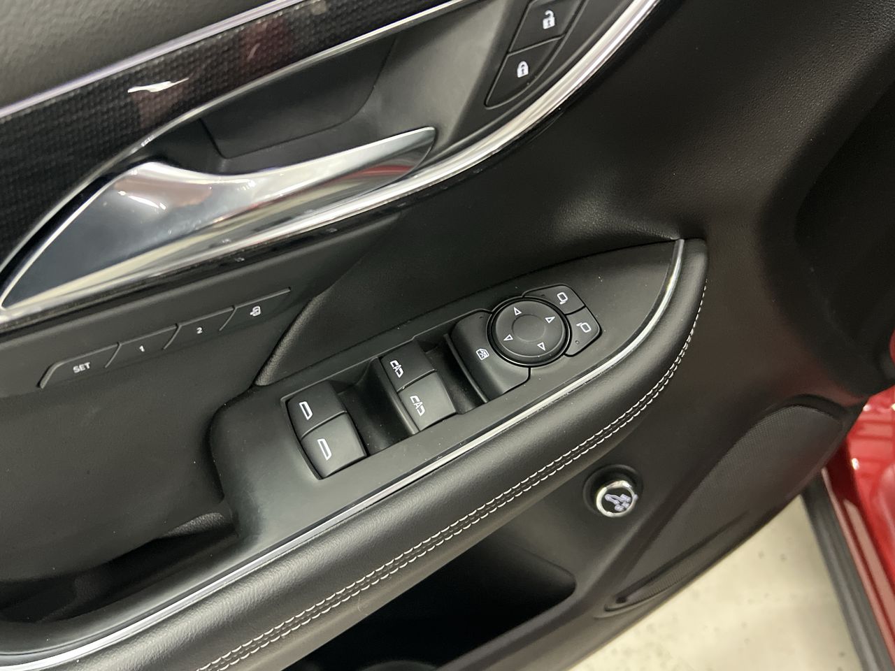 2023 Buick Envision Essence photo 21