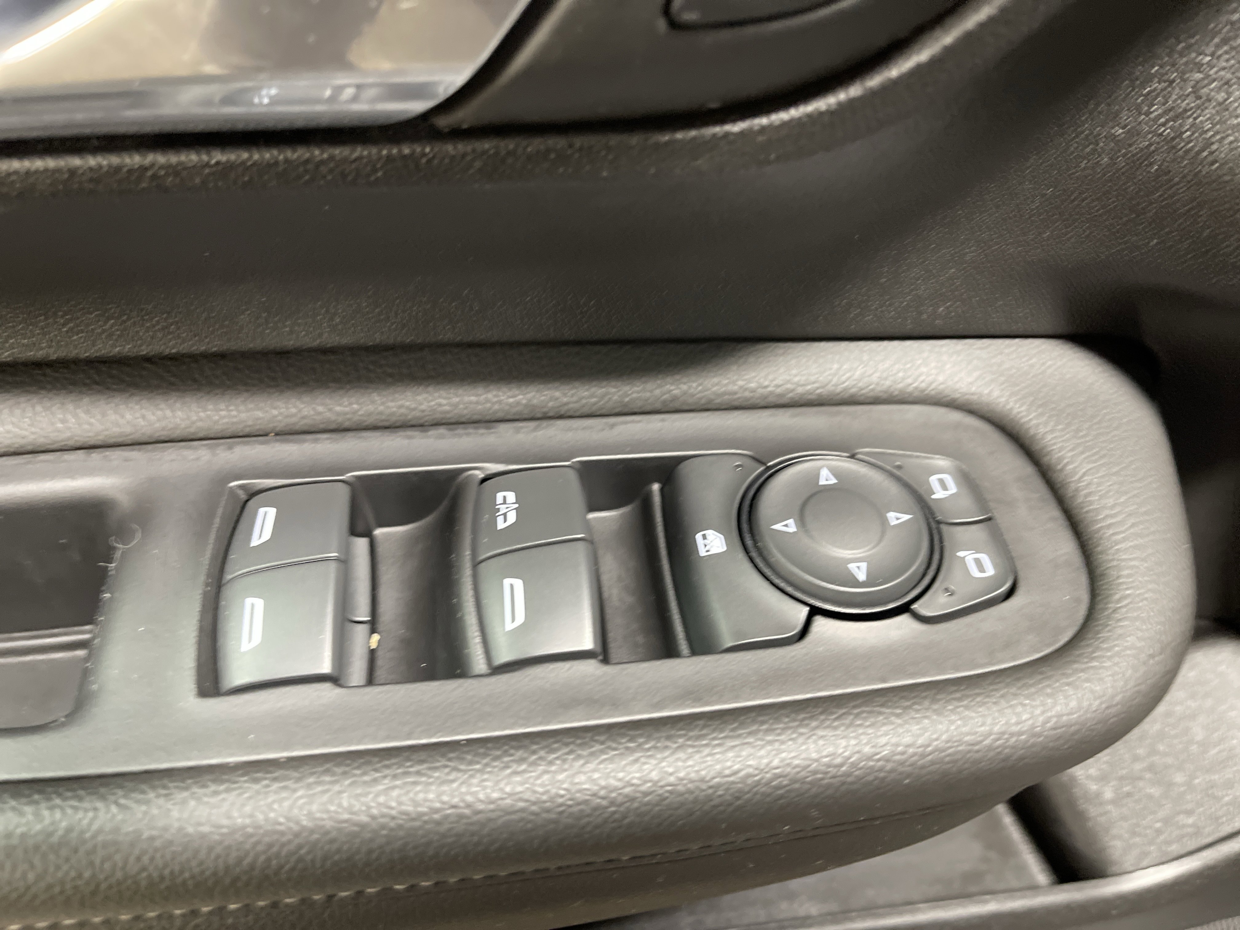 2023 Gmc Terrain SLE photo 3