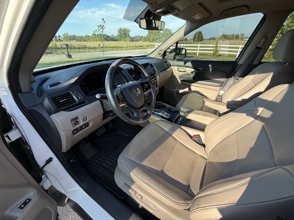 2019 Honda Pilot Elite photo 5