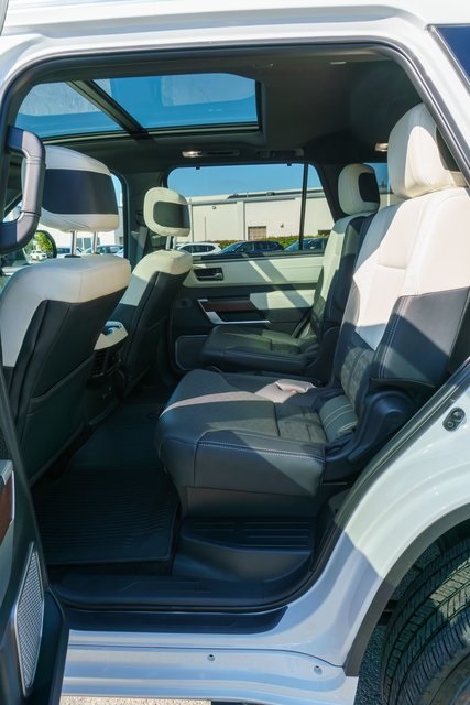 2023 Toyota Sequoia Capstone photo 9