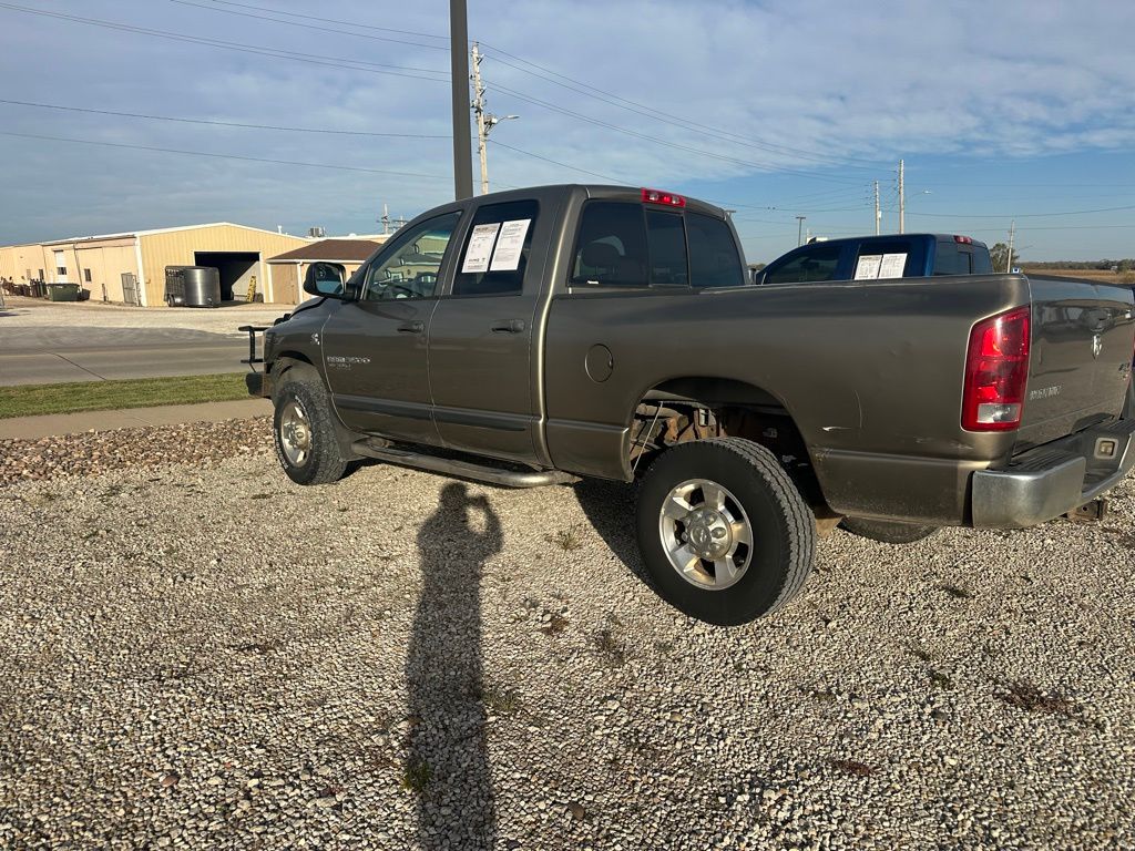 2006 Dodge Ram 3500 SLT photo 3