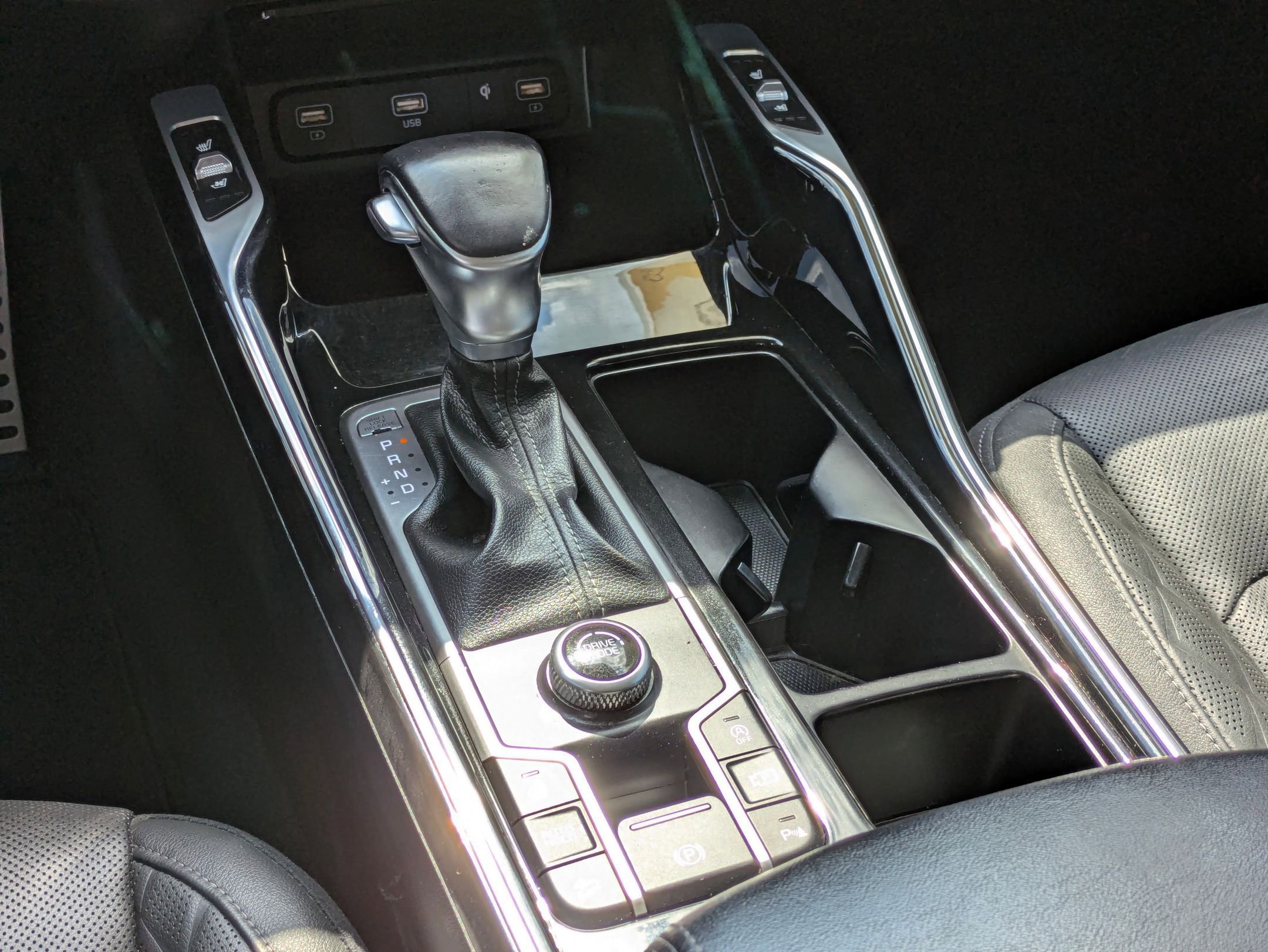 2021 Kia Sorento SX Prestige photo 18
