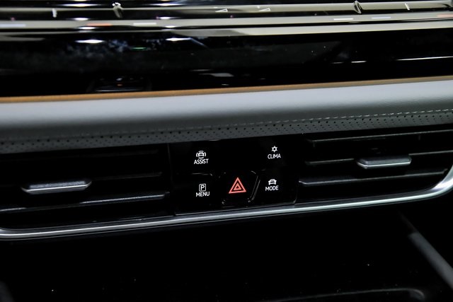 2025 Volkswagen Atlas Peak Edition SE photo 19