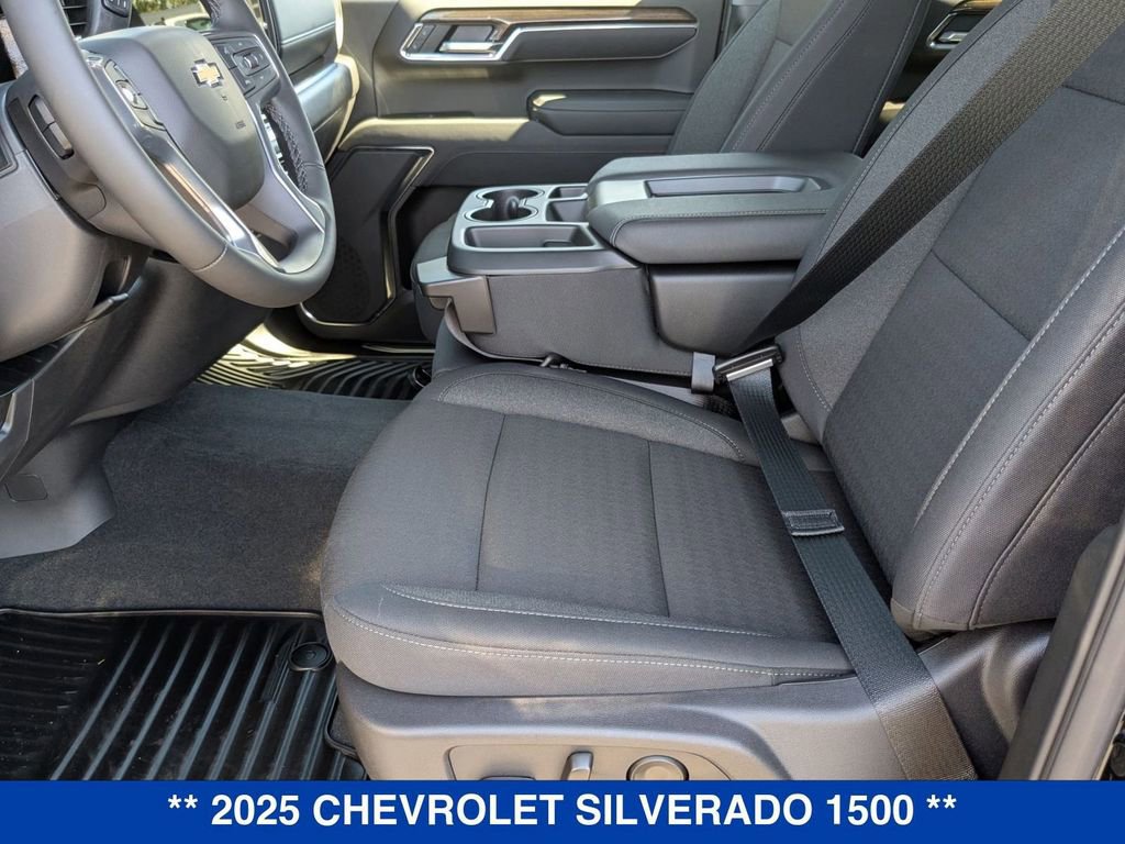2025 Chevrolet Silverado 1500 LT photo 8