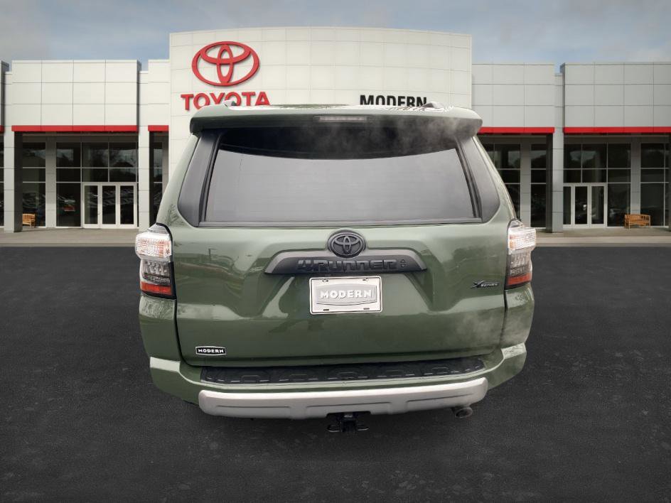 2022 Toyota 4Runner TRD photo 4