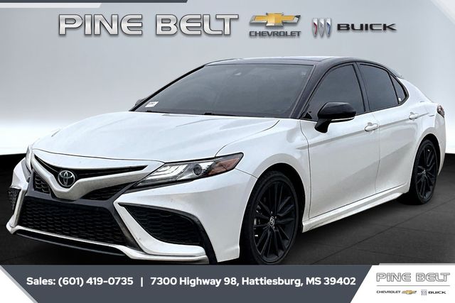 2023 Toyota Camry XSE's photo