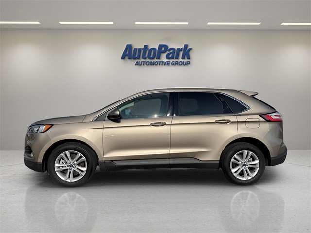 2020 Ford Edge SEL photo 4