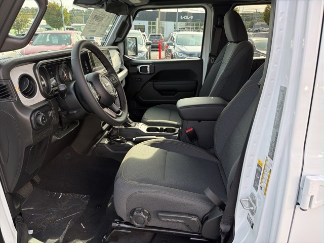 2025 Jeep Gladiator Sport S photo 8