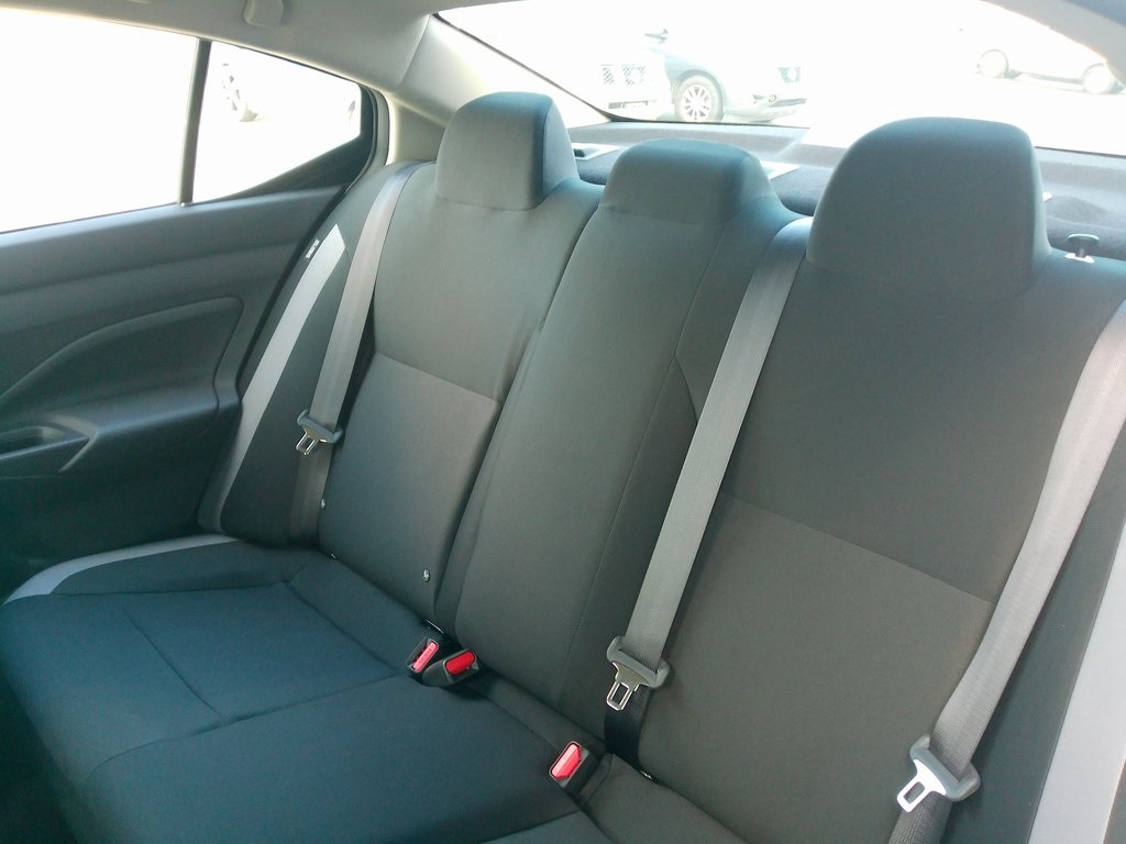 2025 Nissan Versa S photo 21