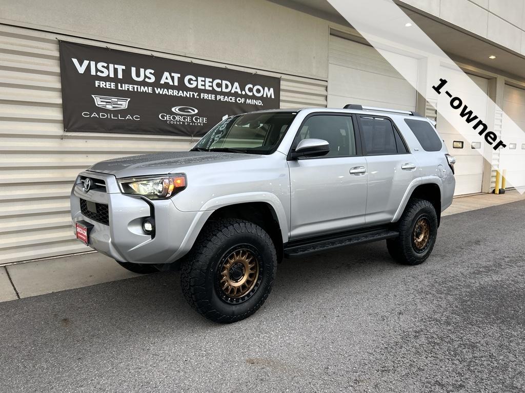 2024 Toyota 4Runner SR5's photo