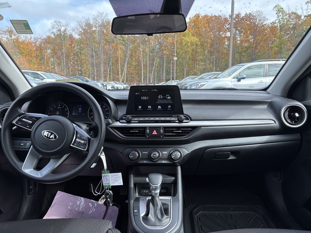 2020 Kia Forte LXS photo 2