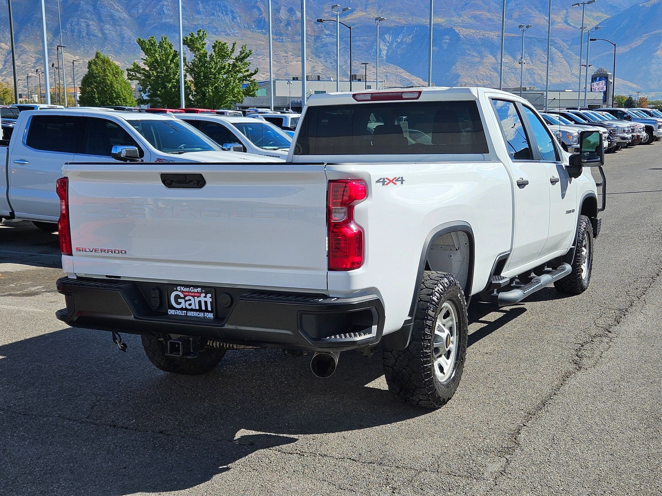 2022 Chevrolet Silverado 3500HD Work Truck photo 2