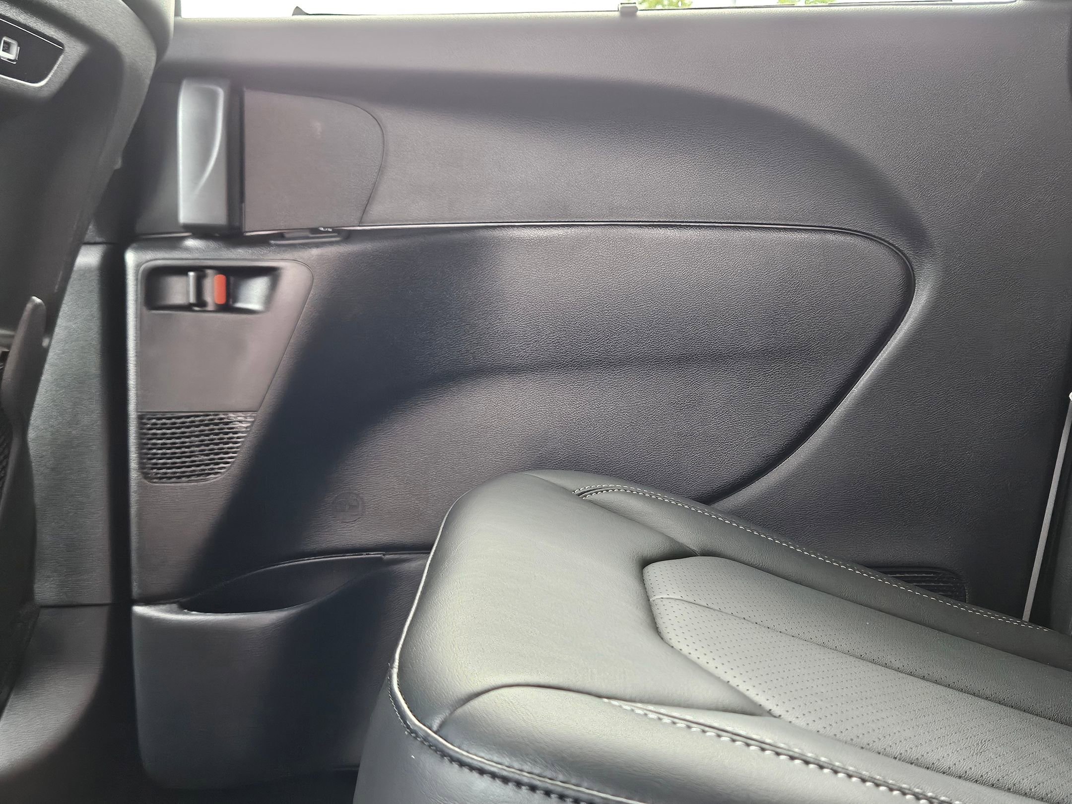 2025 Chrysler Pacifica photo 20