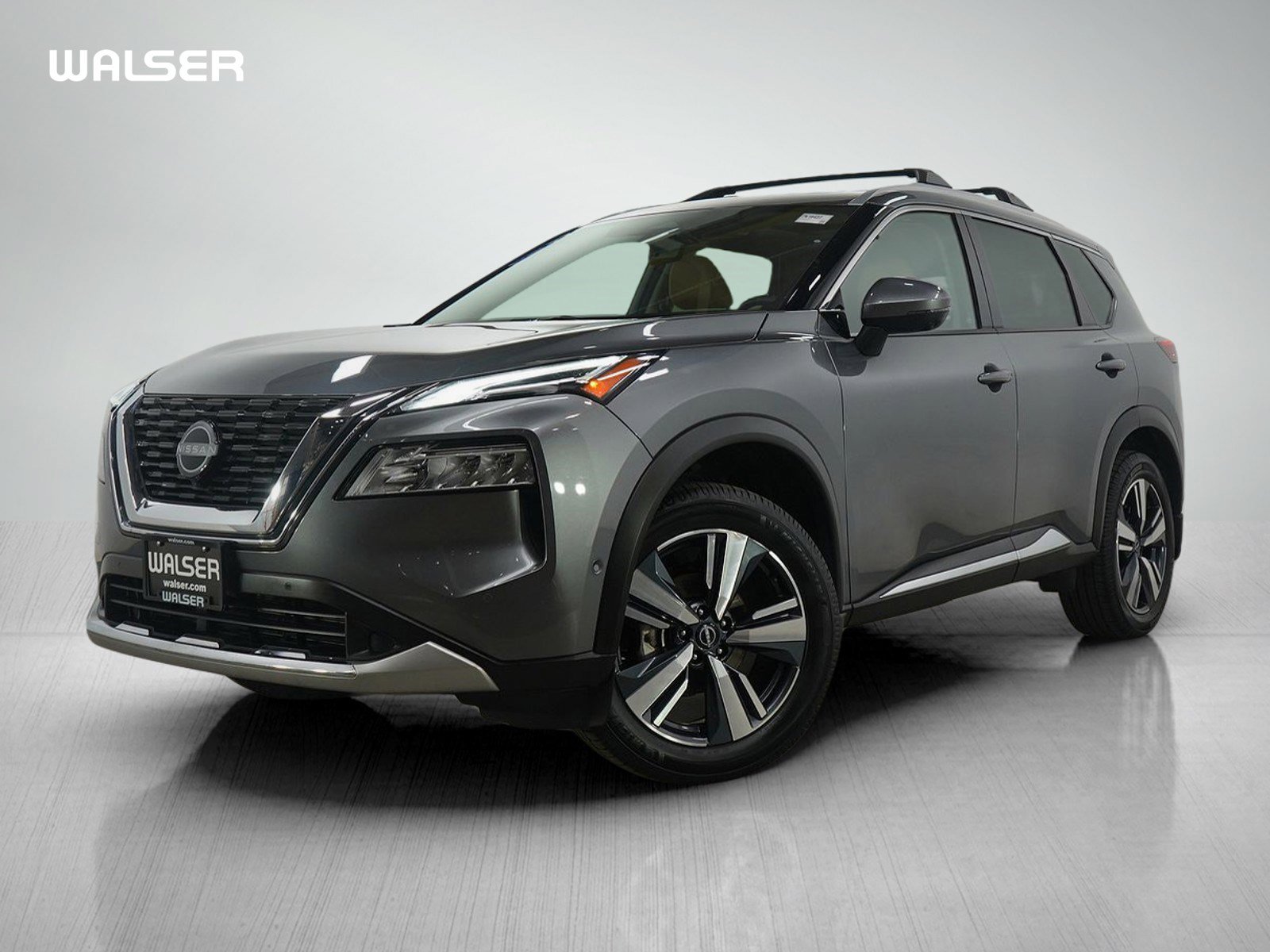 2023 Nissan Rogue Platinum's photo