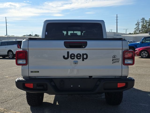 2023 Jeep Gladiator Willys photo 4