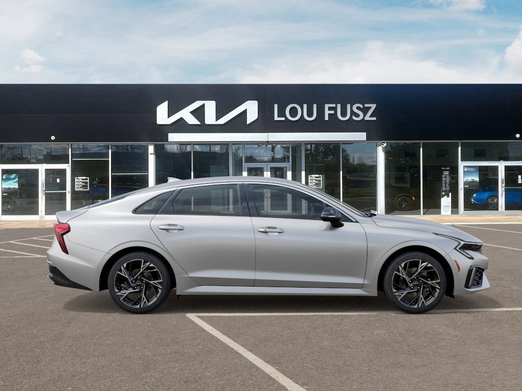 2026 Kia K5 GT-Line photo 7