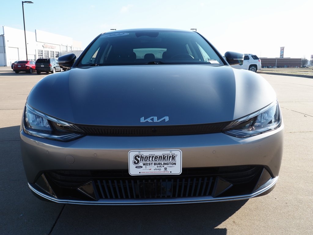 Used 2022 Kia Ev6 Wind with VIN KNDC3DLC6N5087382 for sale in West Burlington, IA