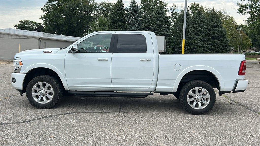2022 Ram 2500 Laramie photo 6