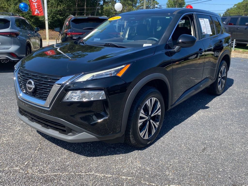 2023 Nissan Rogue SV photo 2