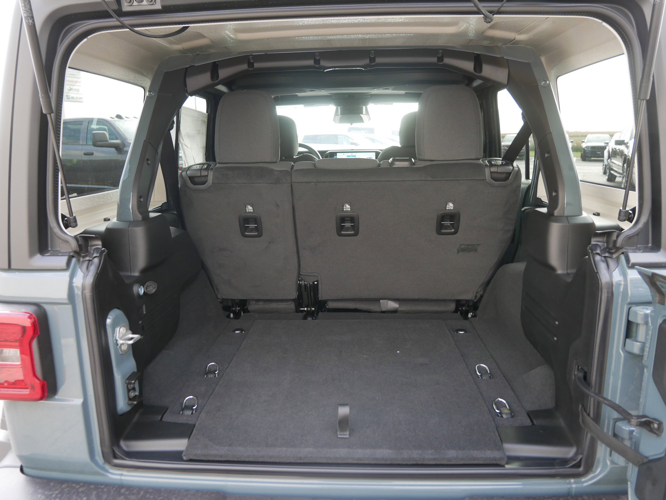 2026 Jeep Wrangler Willys photo 4