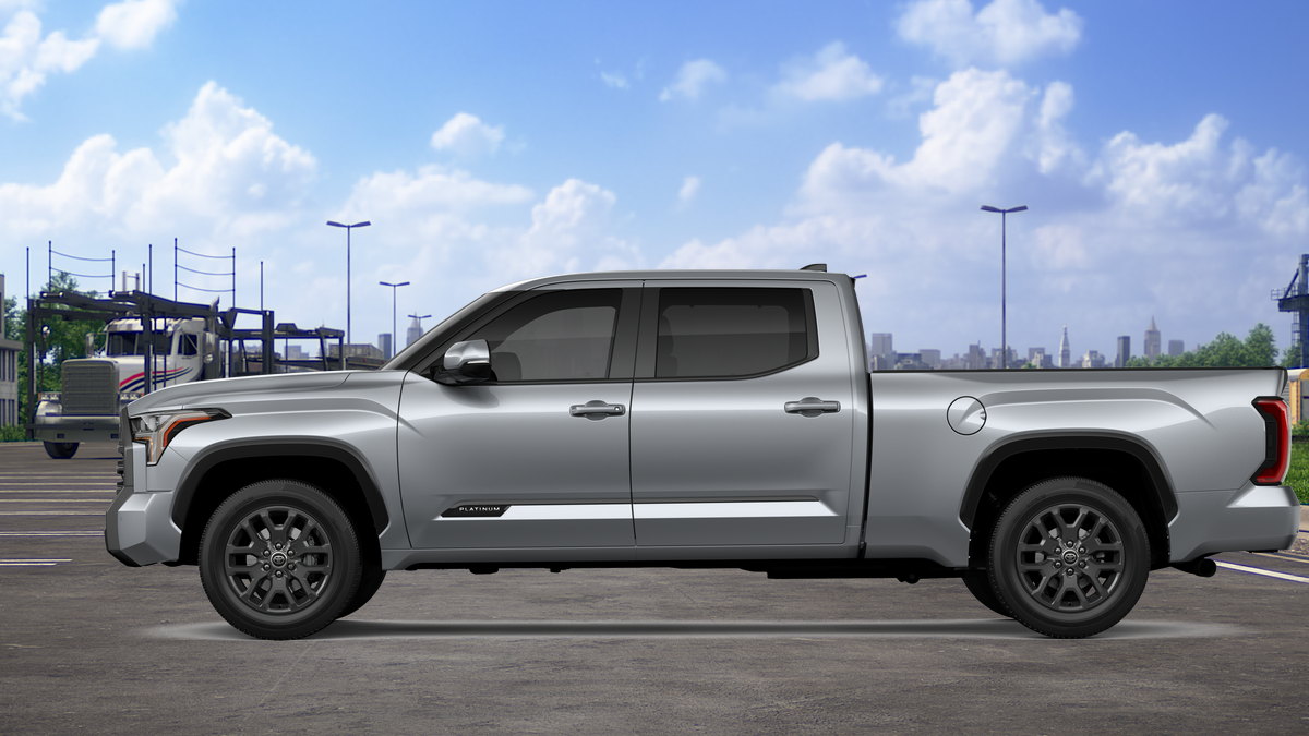 2026 Toyota Tundra Platinum CrewMax photo 4