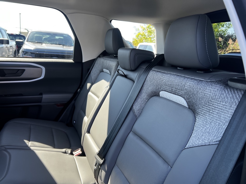 2025 Ford Bronco Sport Badlands photo 15