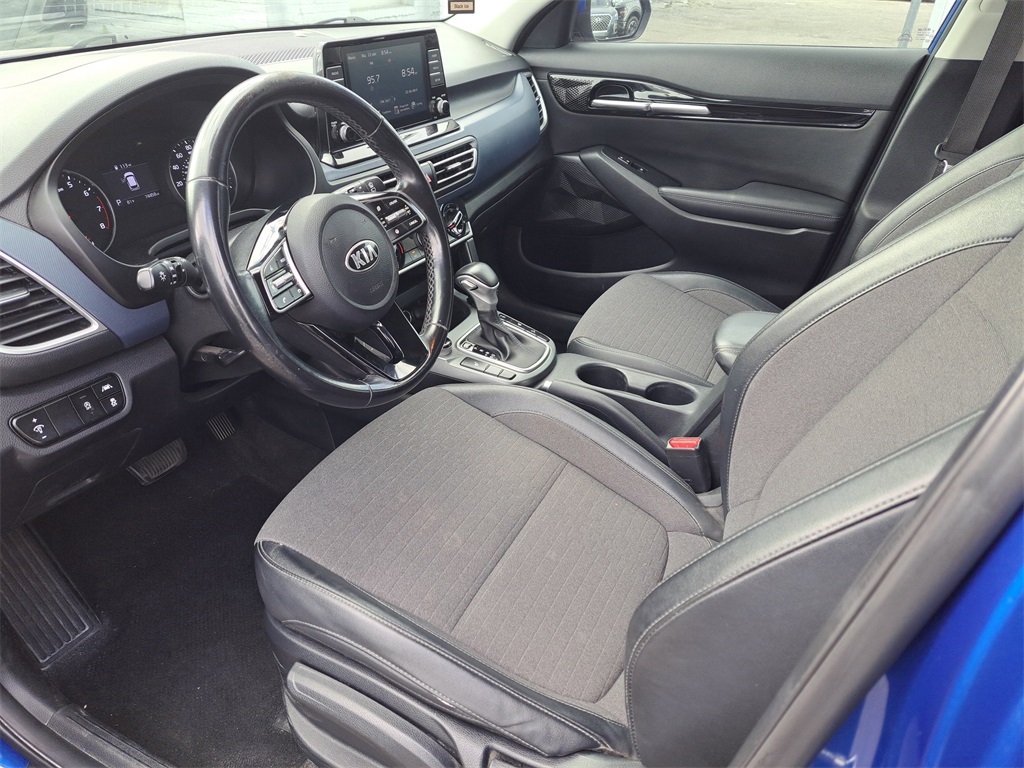 2021 Kia Seltos S photo 11