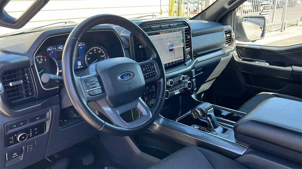 2023 Ford F-150 XLT photo 5