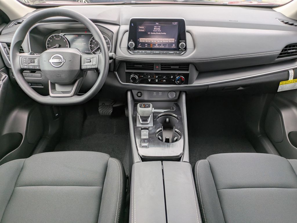 2026 Nissan Rogue S photo 13