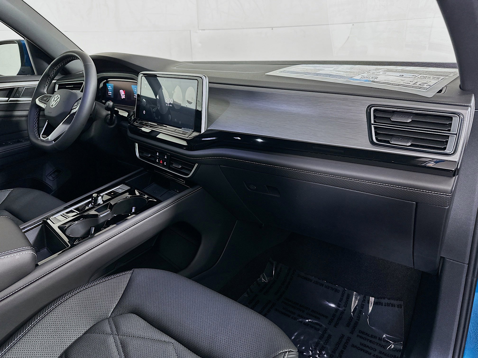 2025 Volkswagen Atlas Cross Sport SE Technology photo 27
