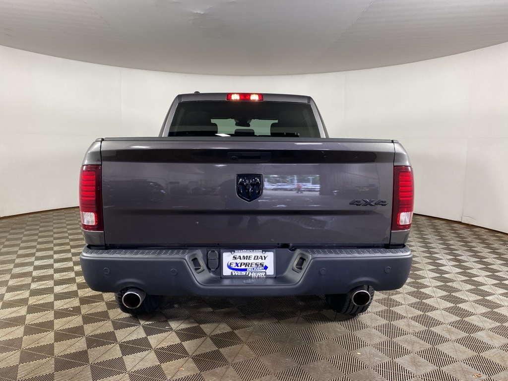 2021 Ram 1500 Classic Warlock photo 2