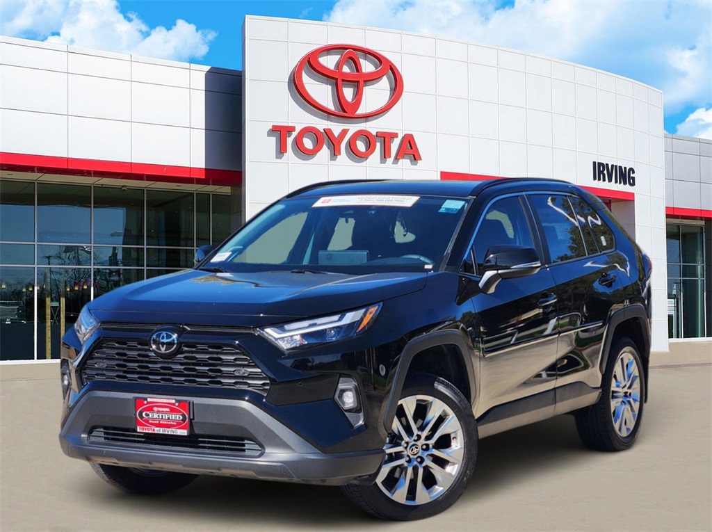 2024 Toyota RAV4 XLE Premium's photo