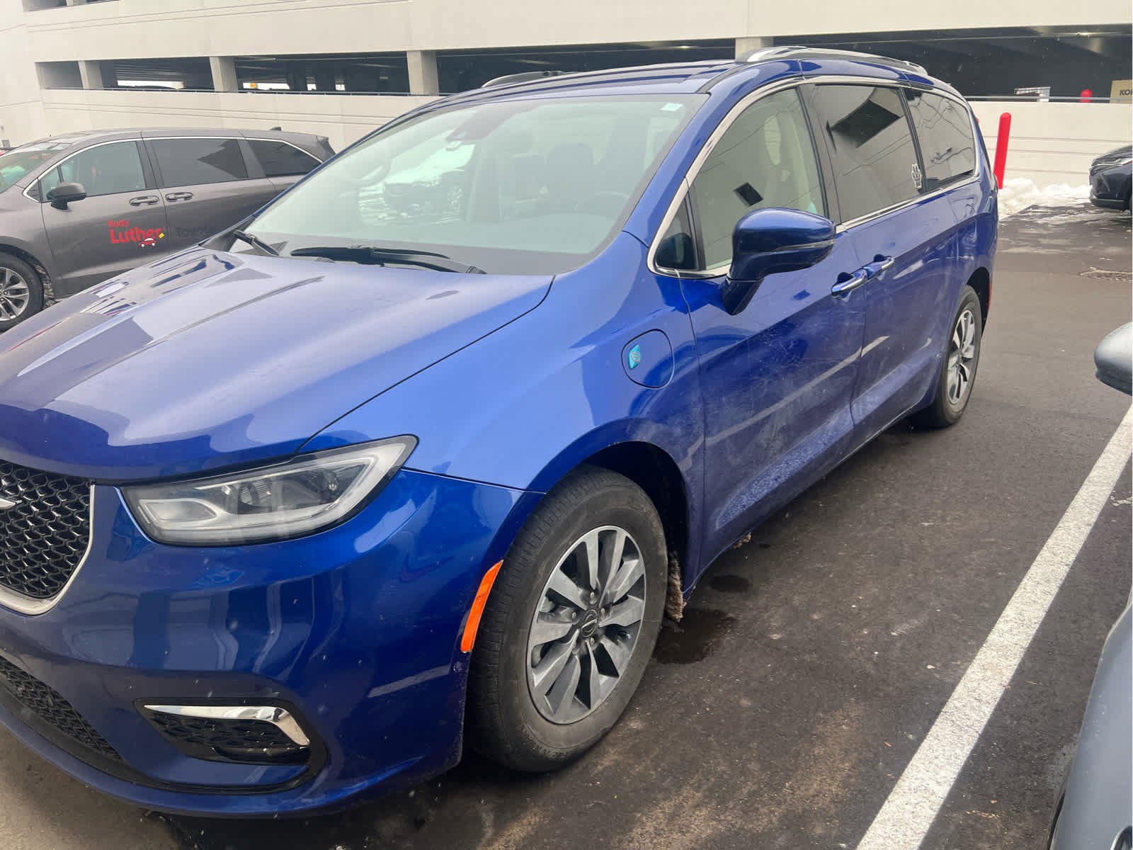 Used 2021 Chrysler Pacifica Hybrid Touring L with VIN 2C4RC1L71MR590038 for sale in Golden Valley, Minnesota