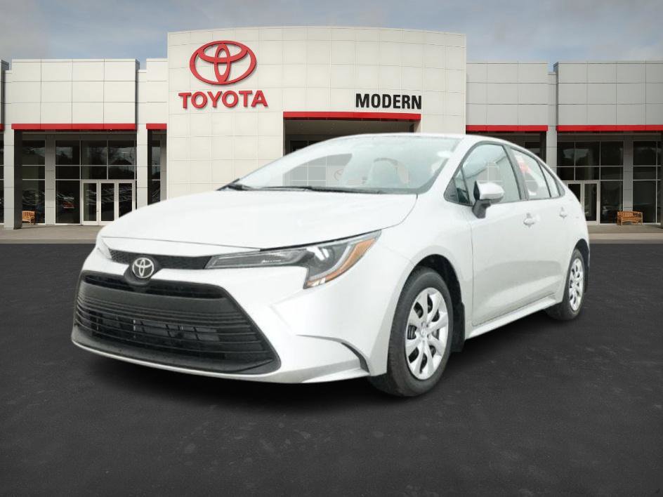 2025 Toyota Corolla LE photo 5