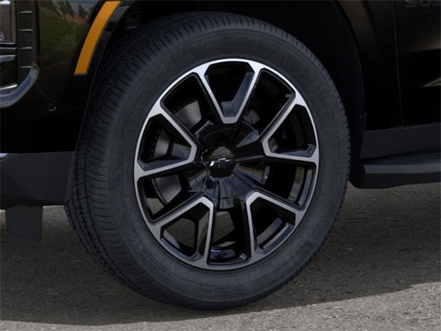 2026 Chevrolet Suburban RST photo 8