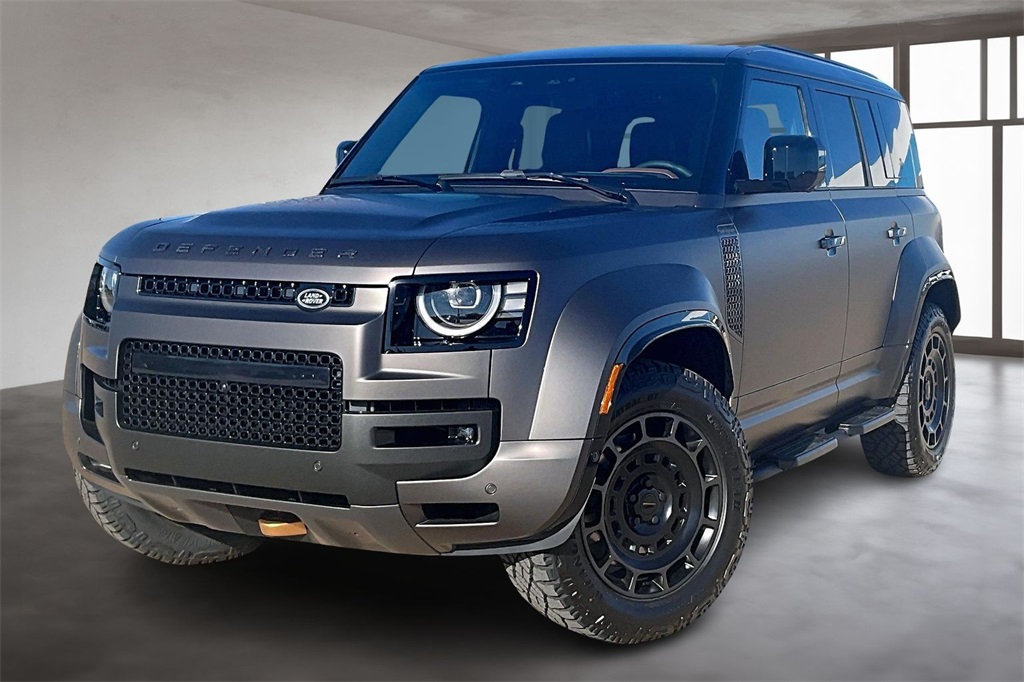 2026 Land Rover Defender's photo