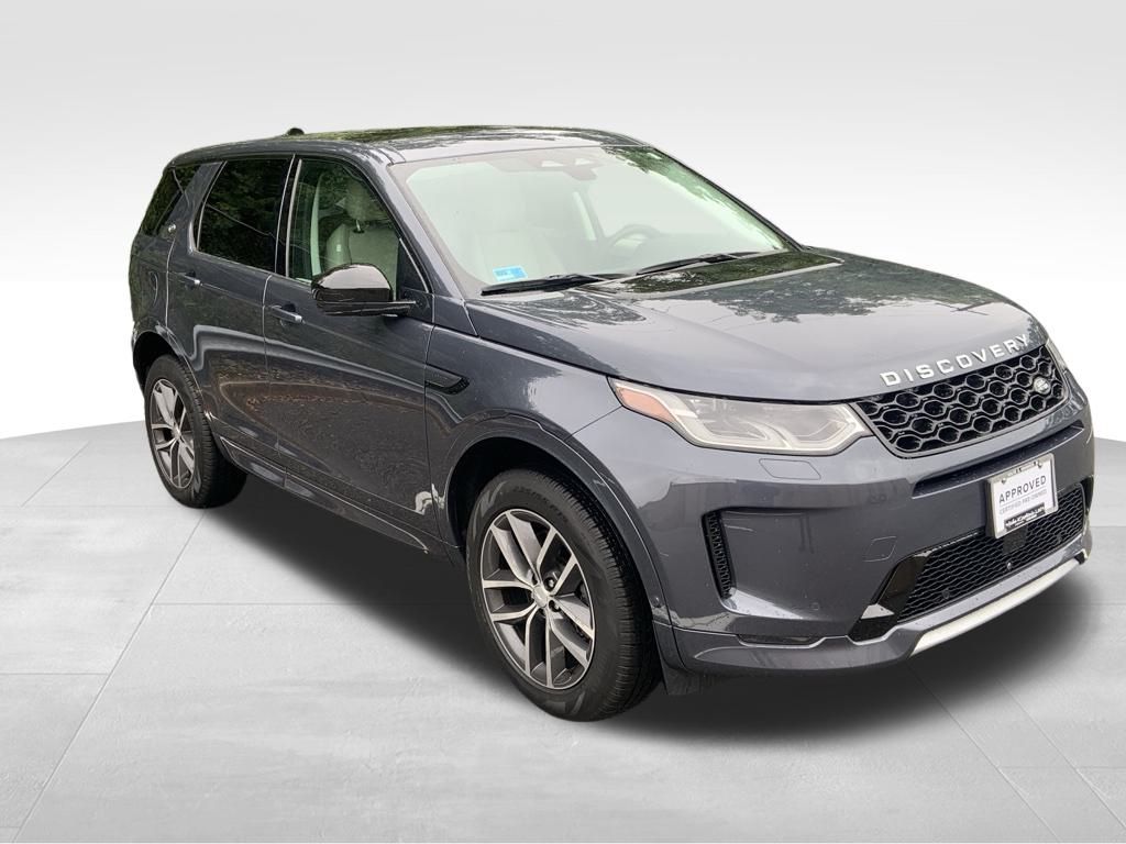2025 Land Rover Discovery Sport S photo 2