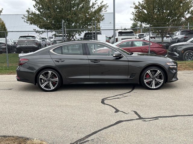 2024 Genesis G70 2.5T photo 4