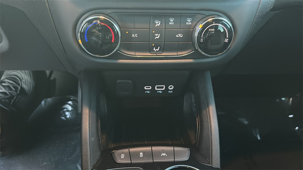 2021 Chevrolet Trailblazer LS photo 23