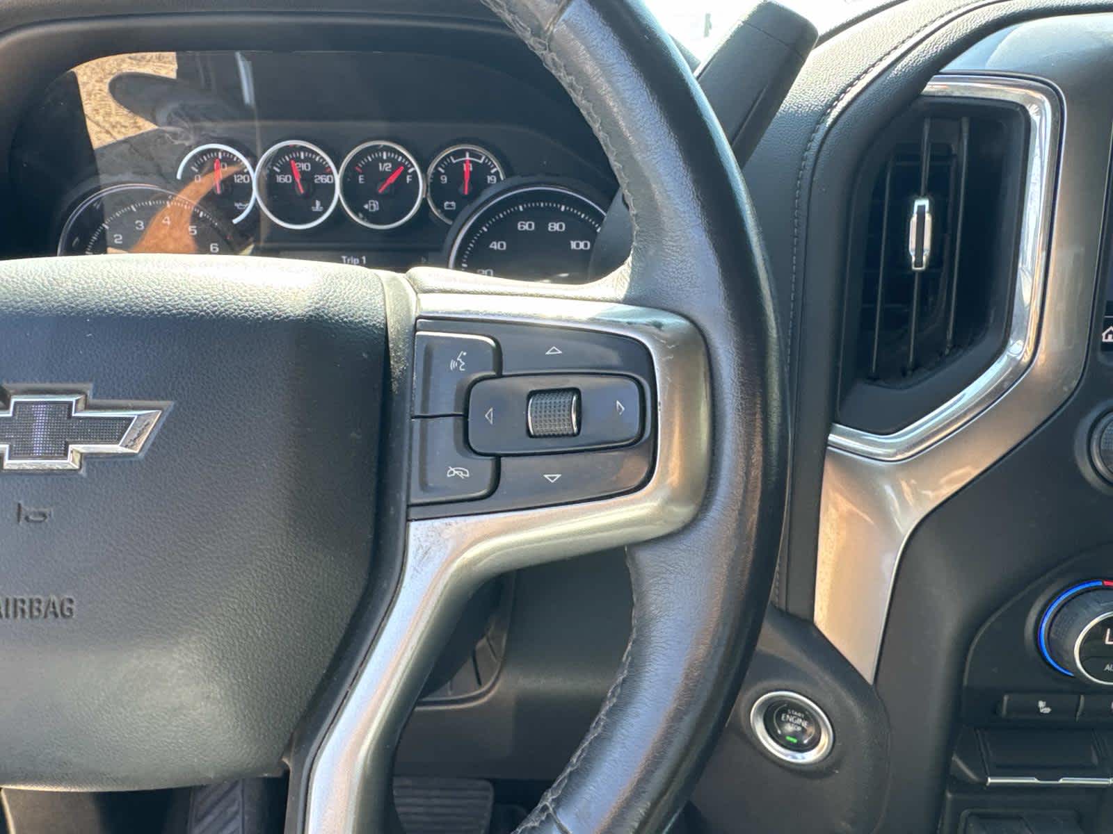 2021 Chevrolet Silverado RST photo 40