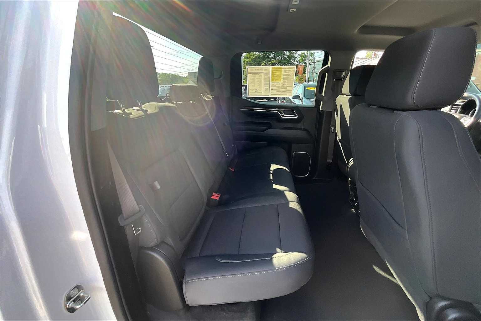 2024 Gmc Sierra 1500 Elevation photo 31