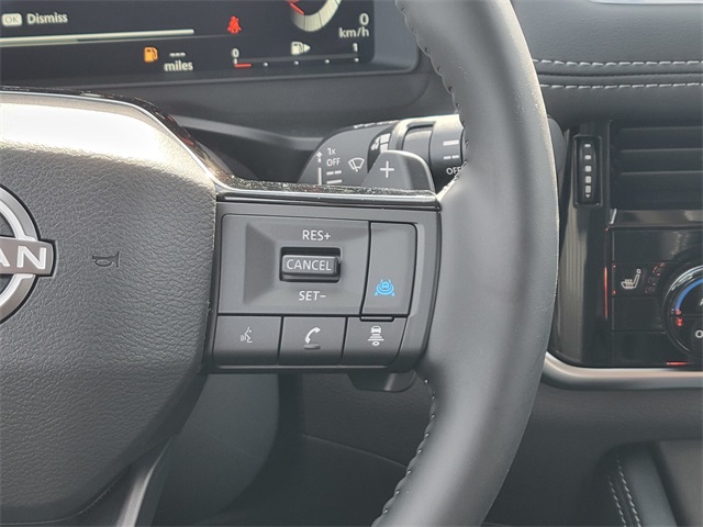 2026 Nissan Rogue Platinum photo 25