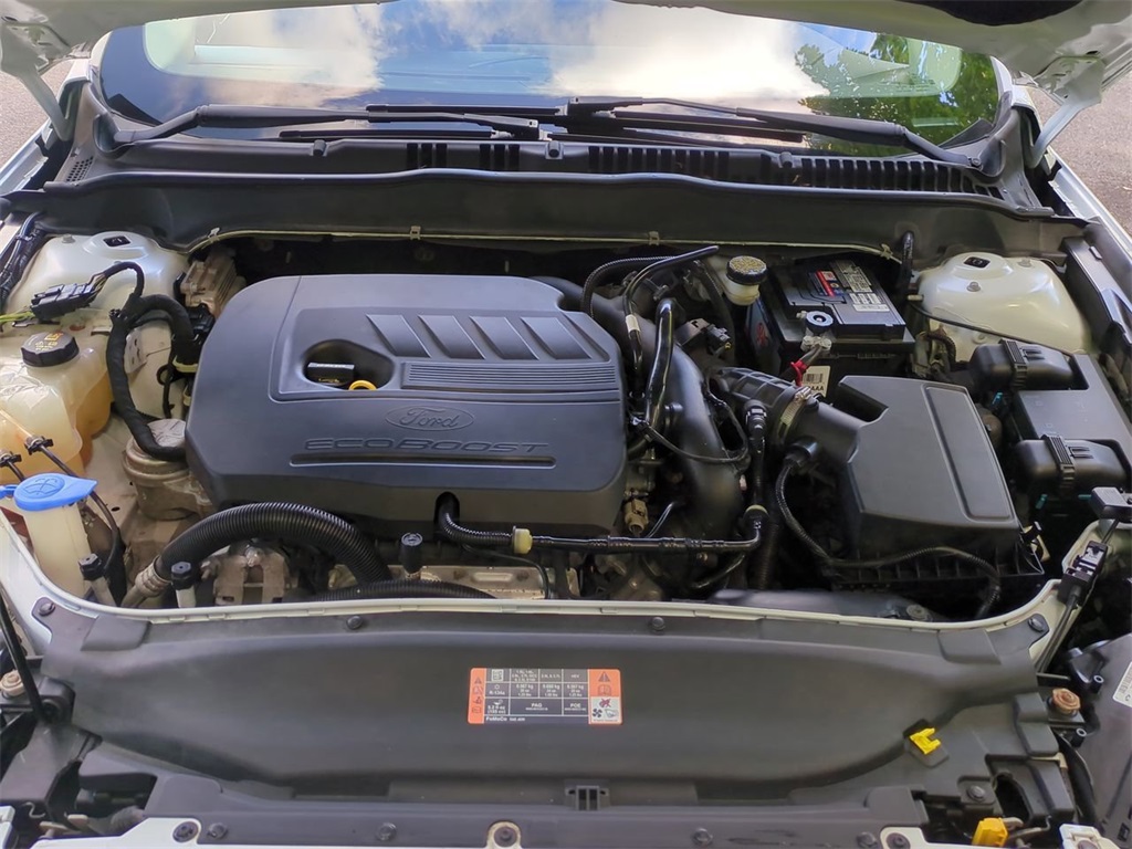 2016 Ford Fusion SE photo 23
