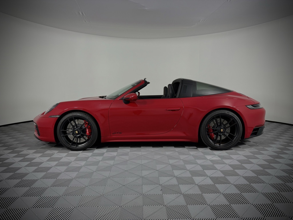 2022 Porsche 911 Targa 4 GTS photo 4