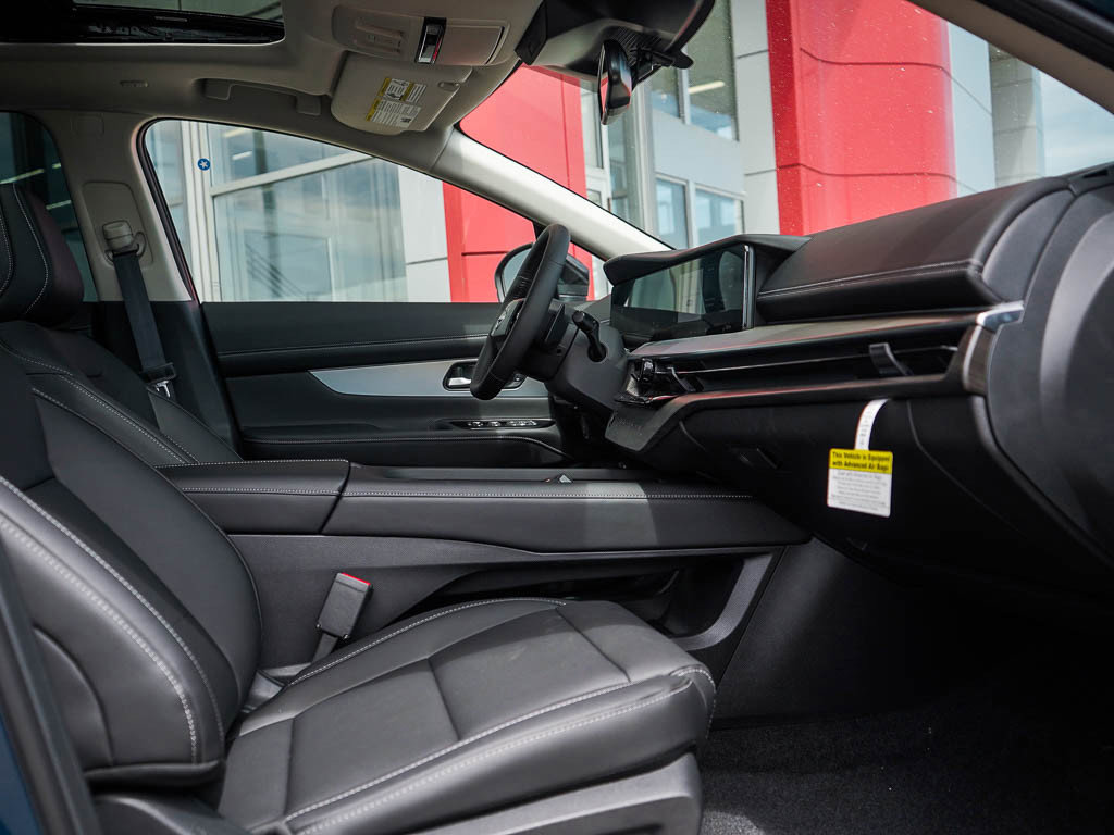 2025 Nissan Murano SL photo 10