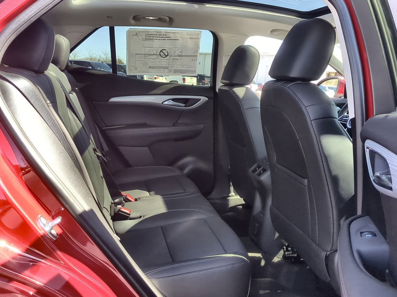 2025 Buick Envision Avenir photo 27