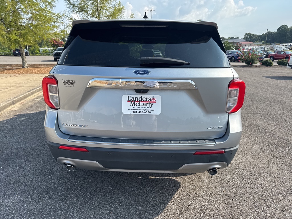 2023 Ford Explorer Limited photo 2